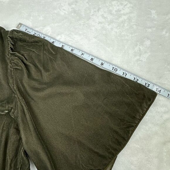 Ann Taylor Women's Size M Oversized Short Bell Sleeve Top Olive Green Solid New - Picture 8 of 11